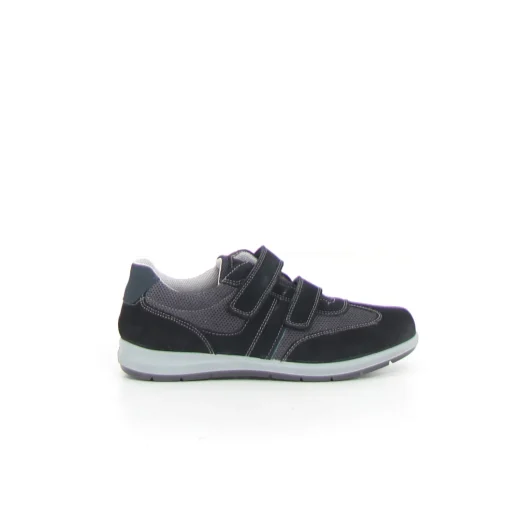 Scarpa sportiva con strappi IMAC