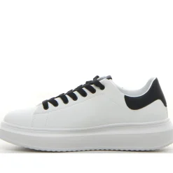 Sneaker ICON